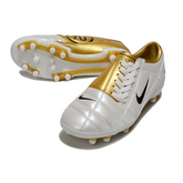 Botas de fútbol Nike Total 90 III FG blancas y doradas